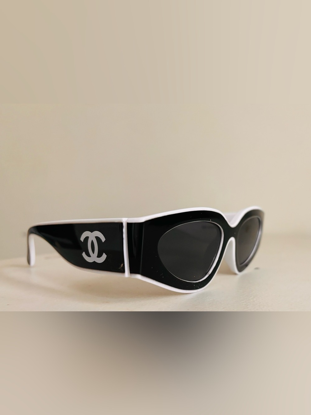 CHANEL Black and White CC Logo Sunglasses Temple